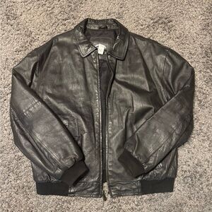 St John’s Bay Genuine Leather Jacket Men’s XL Black Bomber (zipper Issue)